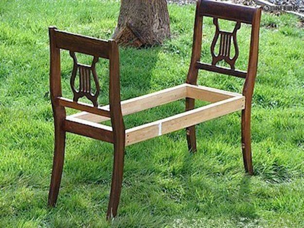 Вы могли себе представить, что такое можно делать из простого и старого бабушкиного стула?