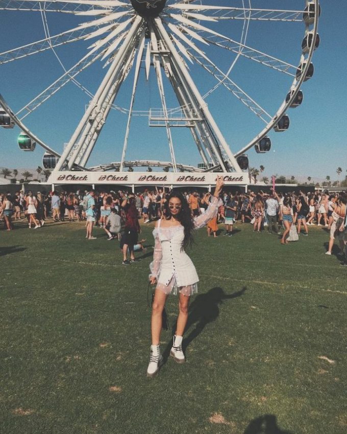 Было горячо. Лучшие и худшие модные образы на фестивале Coachella-2018
