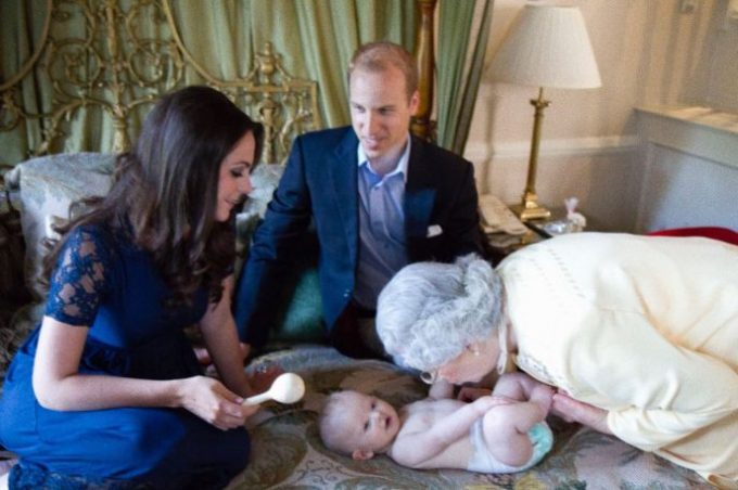 Снимки, которые британская королевская семья ни за что бы не решилась опубликовать